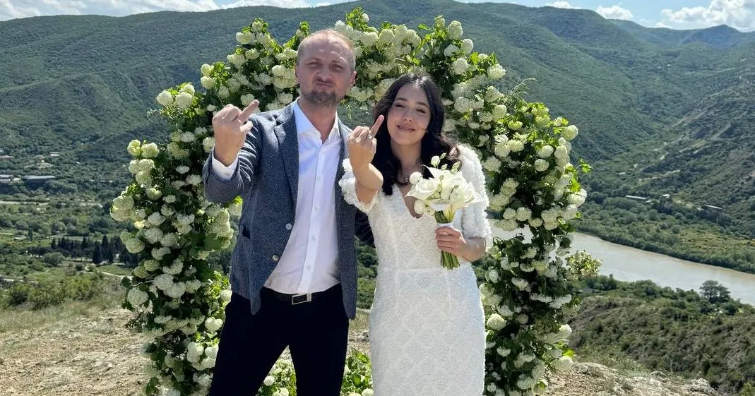 Фотография зубарева и его жены